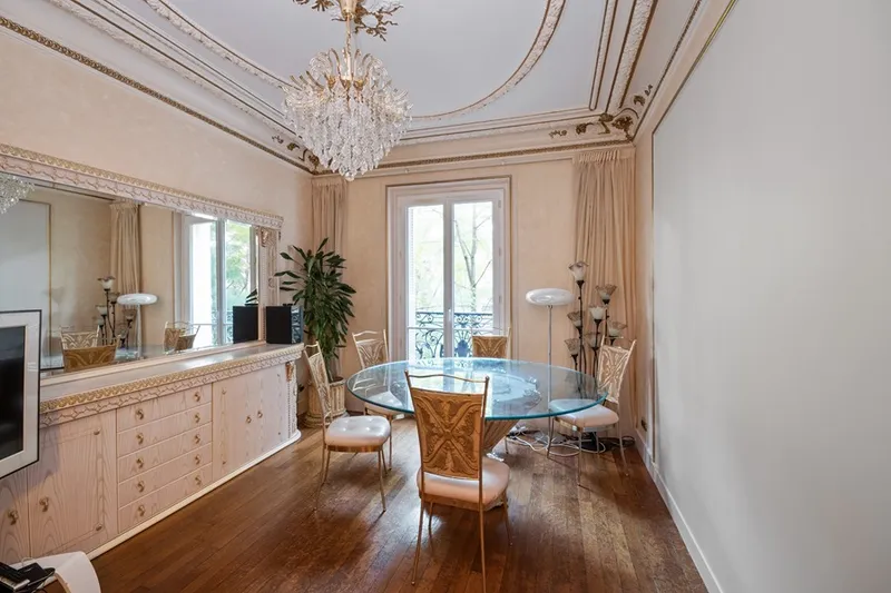 Photo de la colocation à Paris : Auréole bel appartement aux Buttes Chaumont.
